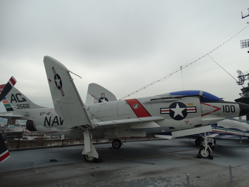 p-Mc-Donnell-F3-H-2-N-Demon.jpg
